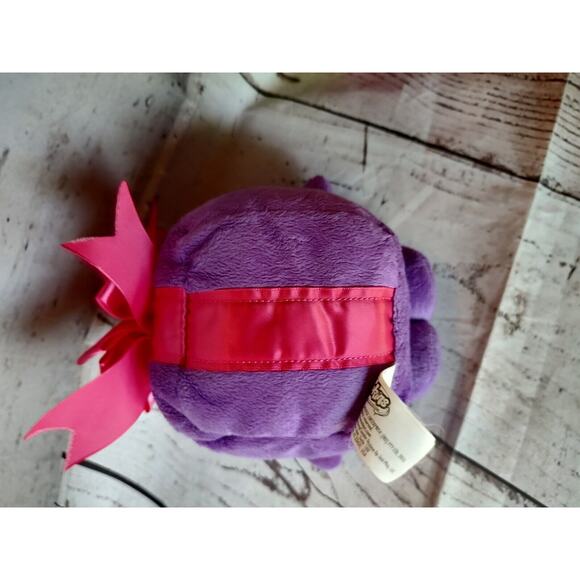 Shopkins Plush 6" Miss Pressy Purple Present With Pink Bow - Picture 4 of 6